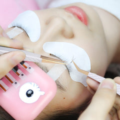 5pcs Pink Gold Volume Lash Tweezers working