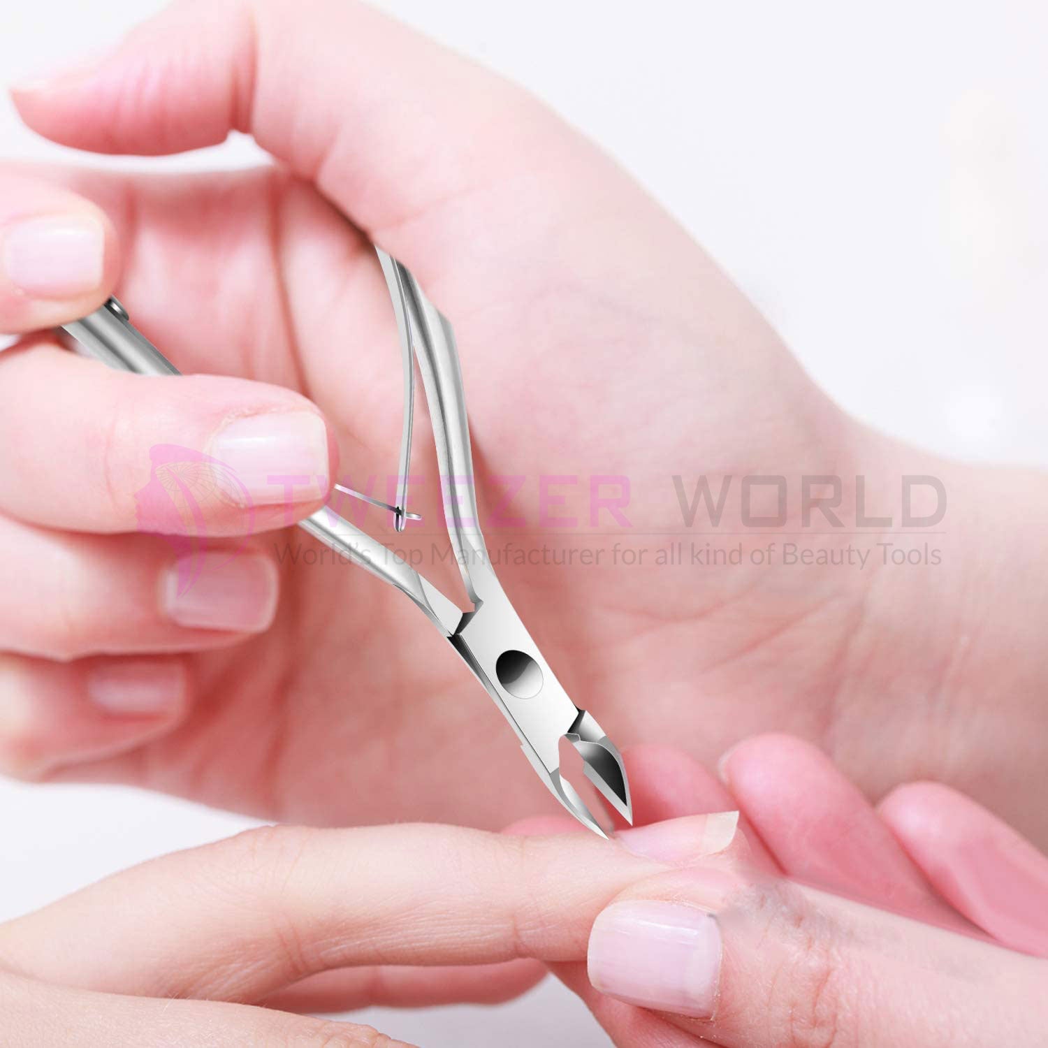 High Quality Nail Nipper Black Color Cuticle Cutter Stainless Steel