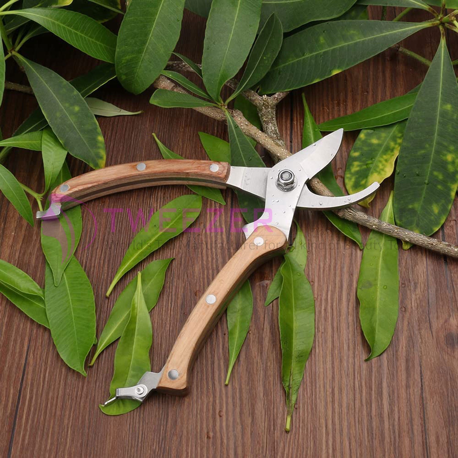 Wood Handle Garden Shear, Plant Pruning Scissors Garden Cutter Shears